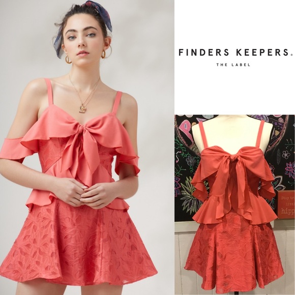 Finders Keepers Dresses & Skirts - ONE DAY🐰Finders Keepers coral mini party Dress